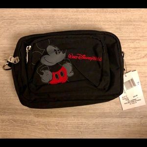 Disney Mickey Mouse (Fanny Pack/Crossbody Bags)